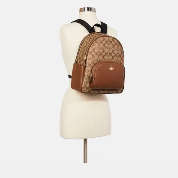 Coach Court Backpack In Signature Canvas - Picture 4 of 8